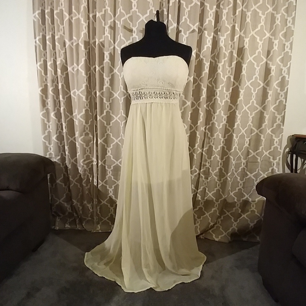 Size medium off-white dress